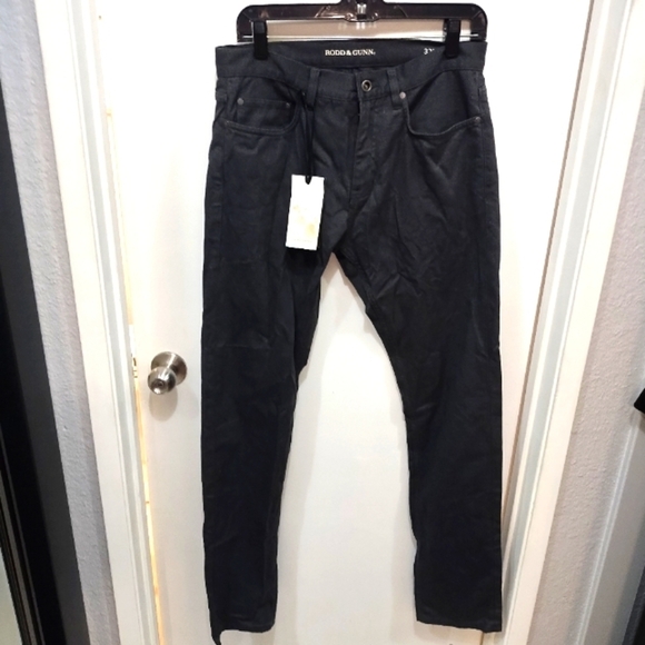 NWT Rodd & Gunn Men's Jeans - Picture 1 of 9